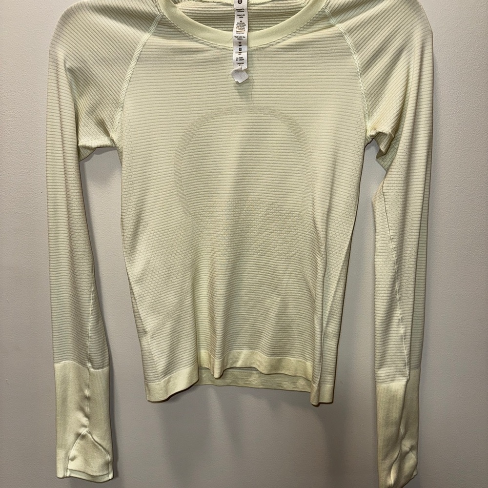 Lululemon Pale Yellow Swiftly Long Sleeve Race length